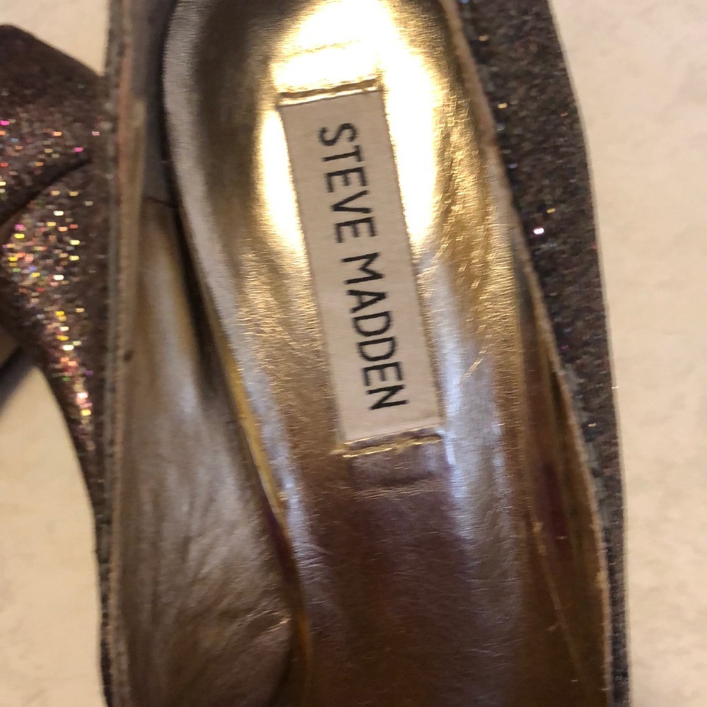 Stilettos - Picture 4 of 5